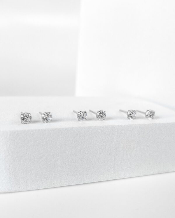 Trio Zirconias Ponto de Luz 4mm - Imagem 2