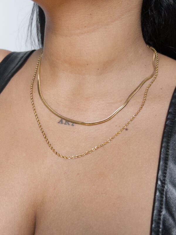 Colar corrente Cobra 3mm em Aço Inoxidável banhado a ouro 18k - Imagem 2