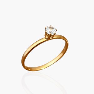 Anel Solitário Zircônia Branco em Aço Inoxidável banhado a ouro 18k