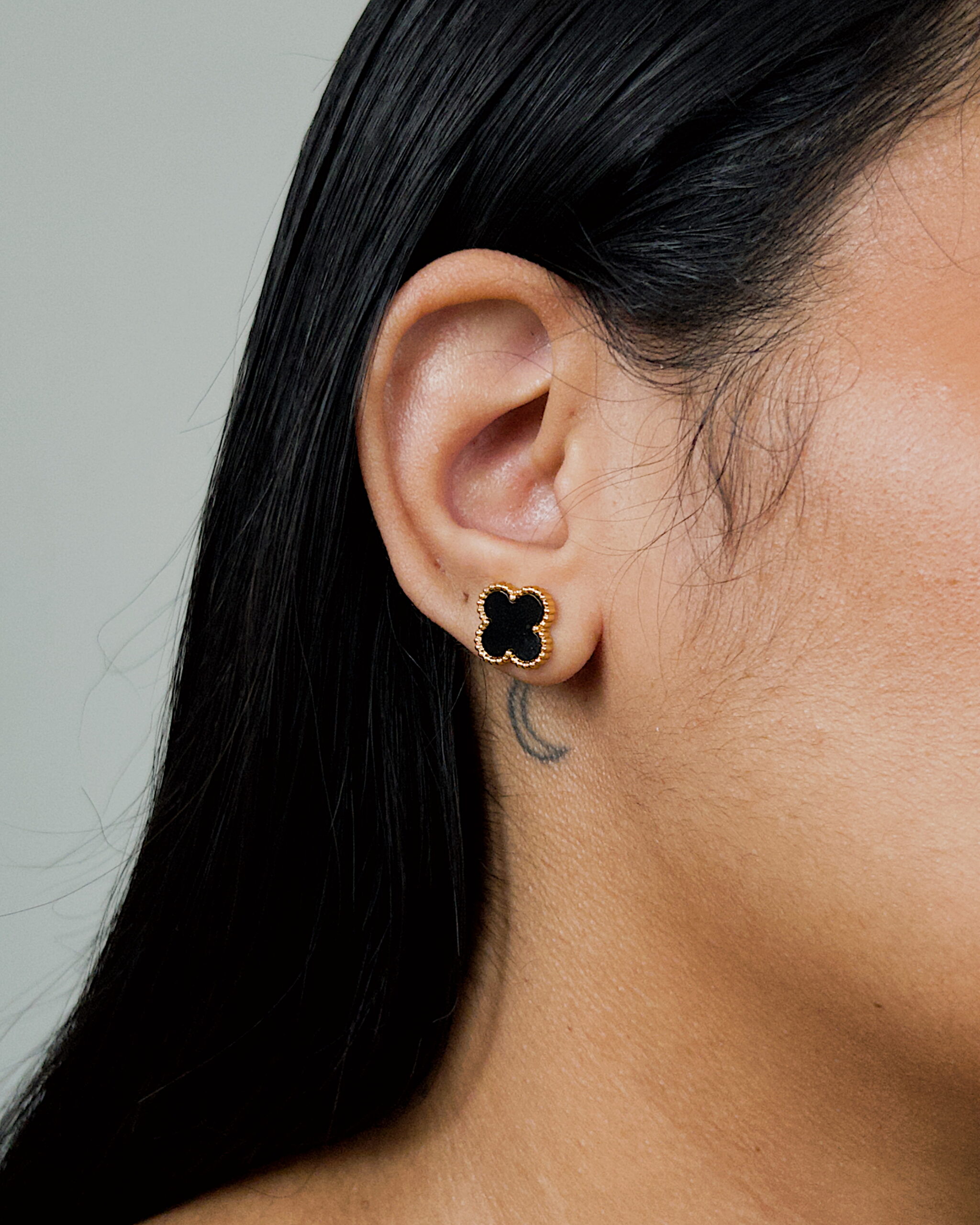 Brinco Trevo Banhado a Ouro 18K - Imagem 2