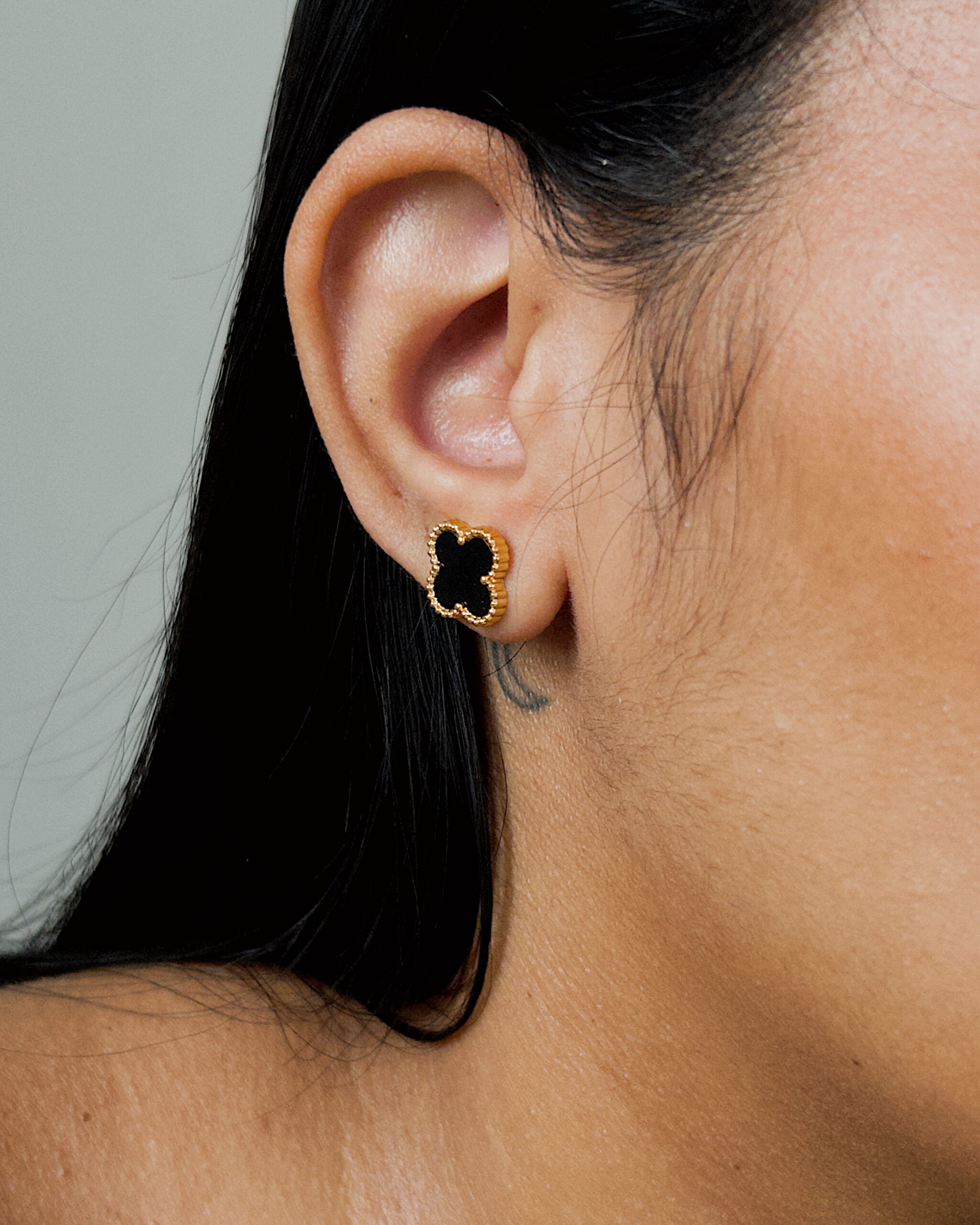 Brinco Trevo Banhado a Ouro 18k