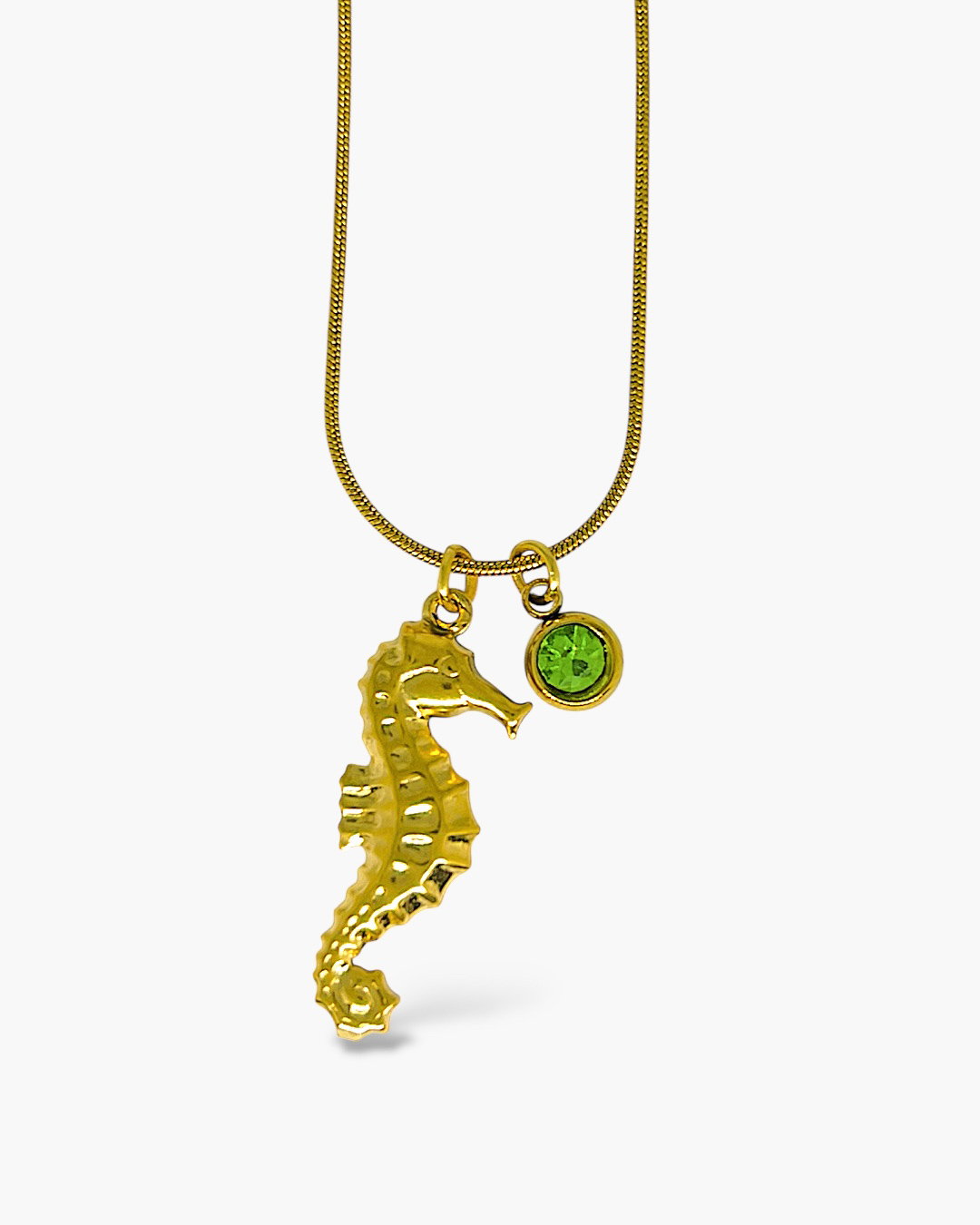 Colar Cavalo Marinho com Ponto de Luz Banhado a Ouro 18k